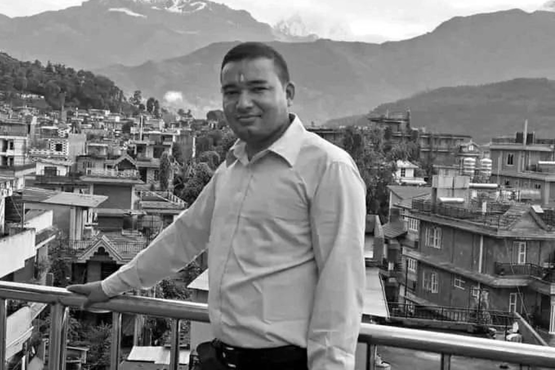 अल्पायुमै अस्ताए रौलेश्वर माविका शिक्षक मडै, गाउँ शोकमा डुब्यो 